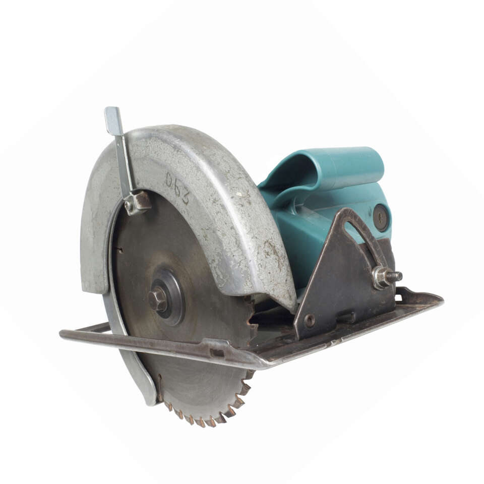 How to Cut Onyx Shower Panels