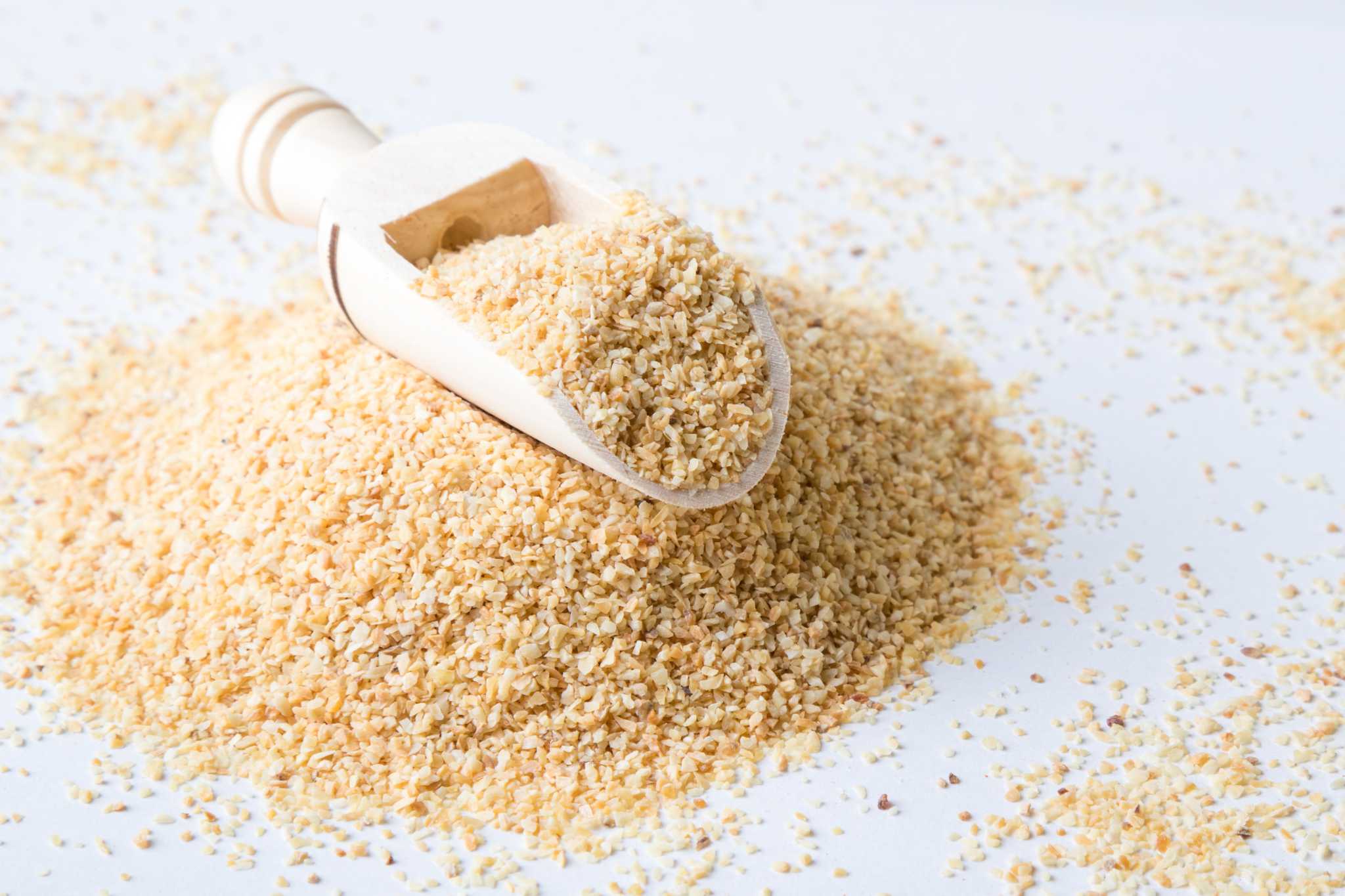 Granulated Garlic vs. Garlic Powder: What's the Difference?