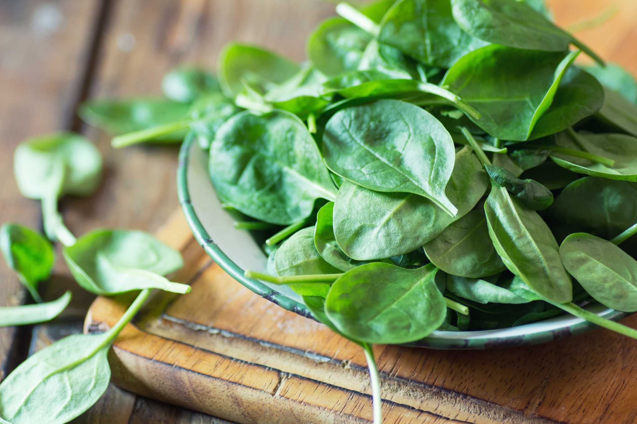 How Much Potassium Is in Raw Spinach?