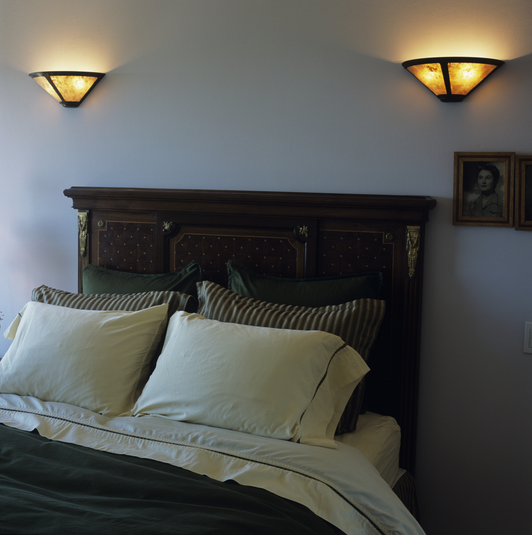 How to Fake a Headboard