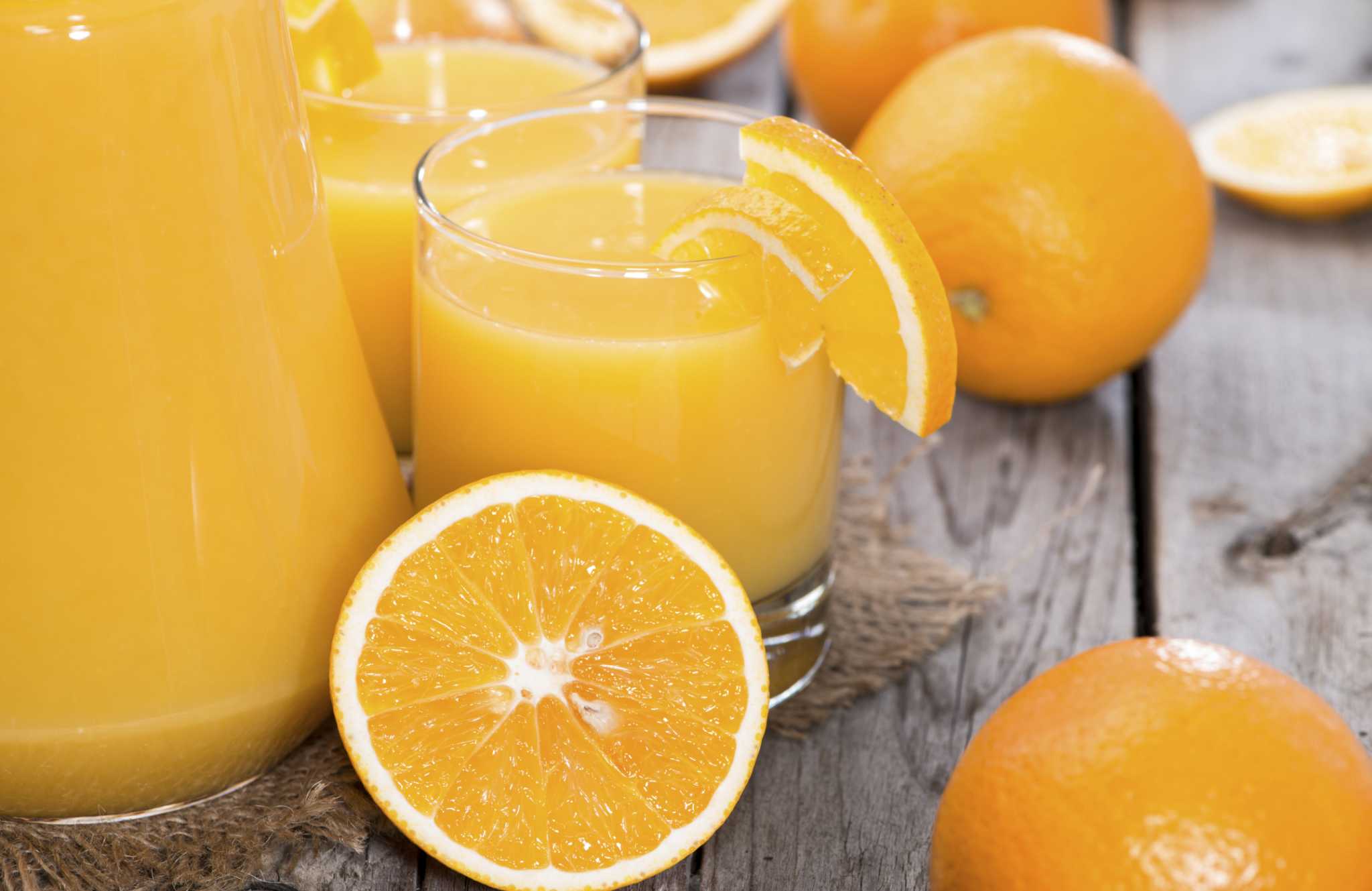 Does OJ Lose Vitamin C When Not Covered?
