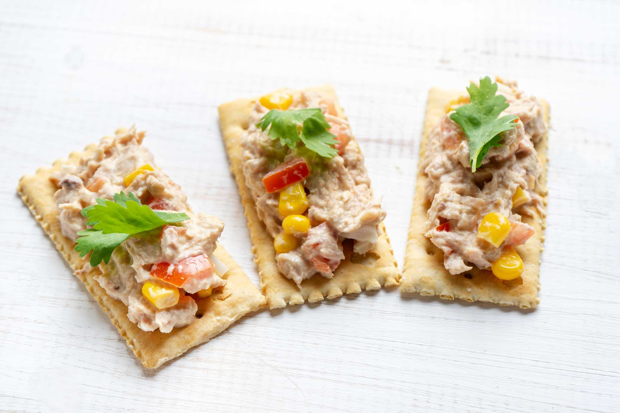 Are Saltine Crackers Healthy