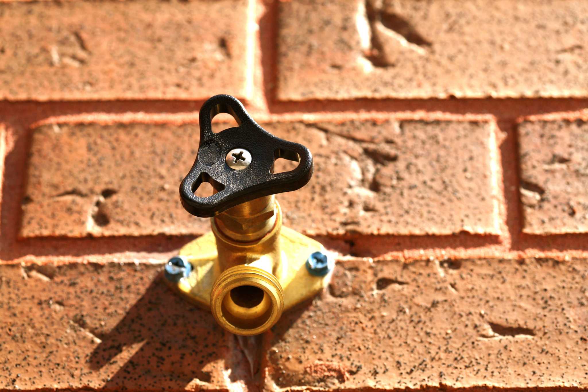 How to Install an Exterior Wall Faucet