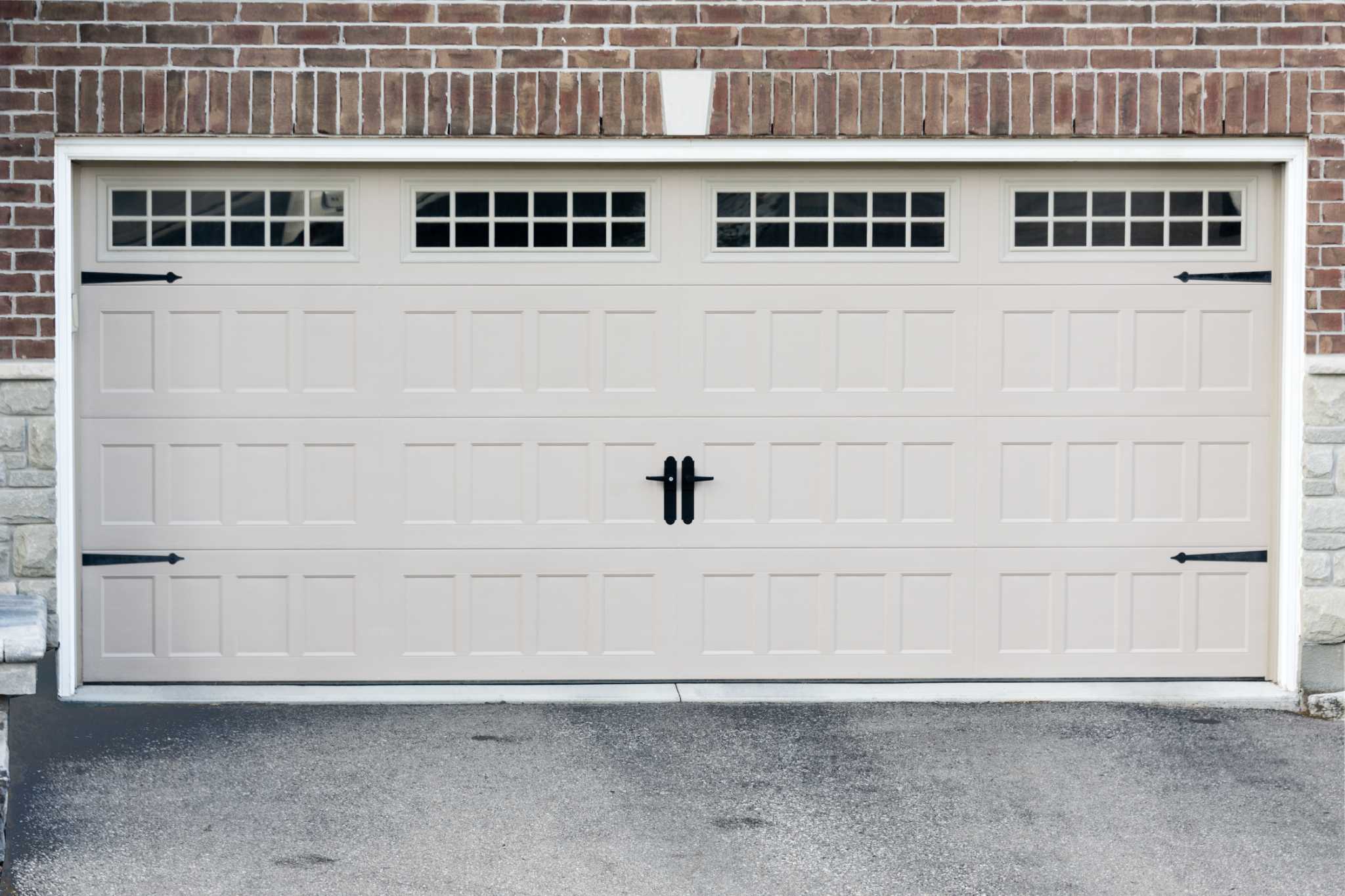 Alternatives to Drywall for Garage Walls