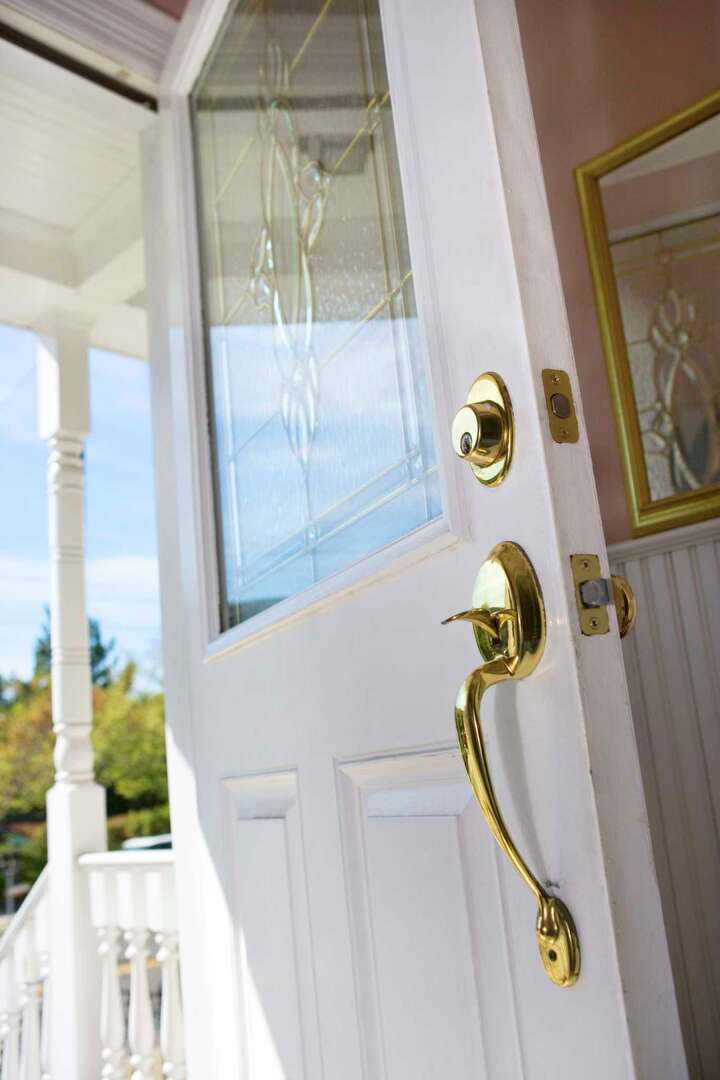 How to Use Satin Paint on Doors & Trim