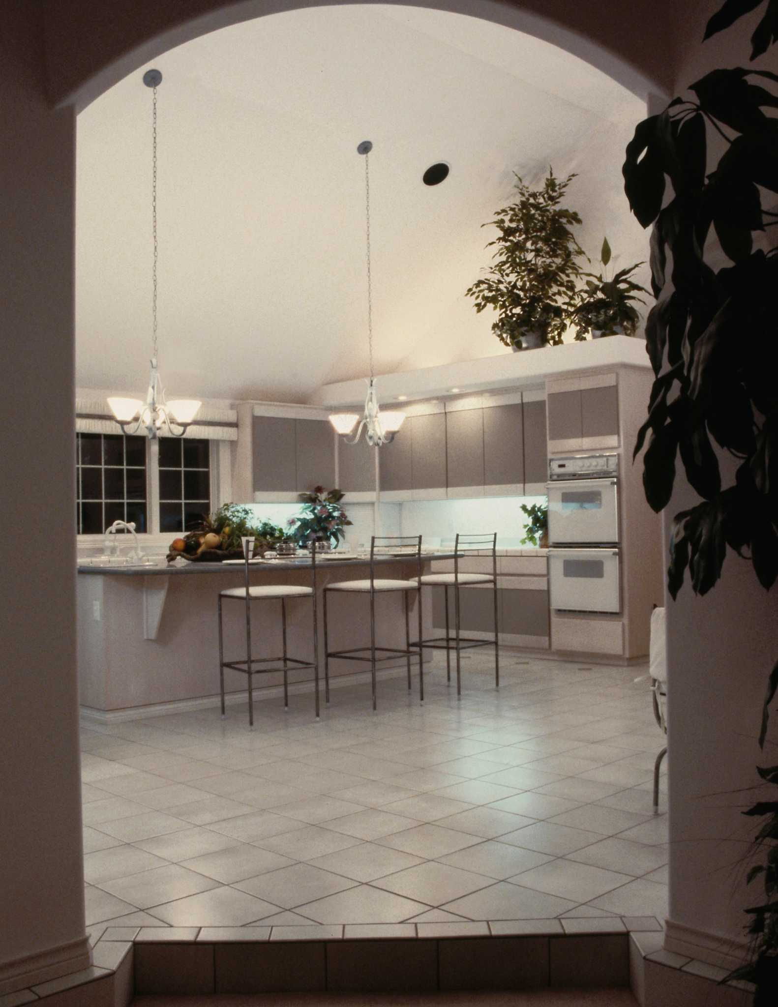 How to Extend a Countertop to Make a Bar