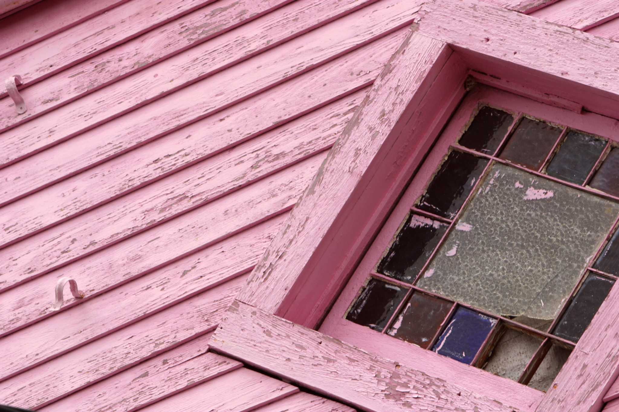 Exterior Siding Paint Vs. Stain