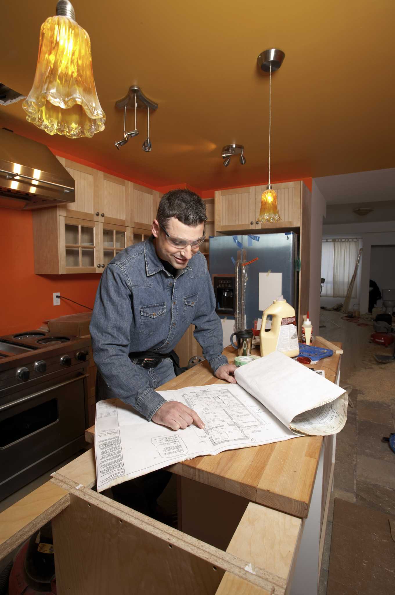 How to Attach a Countertop to a Wall