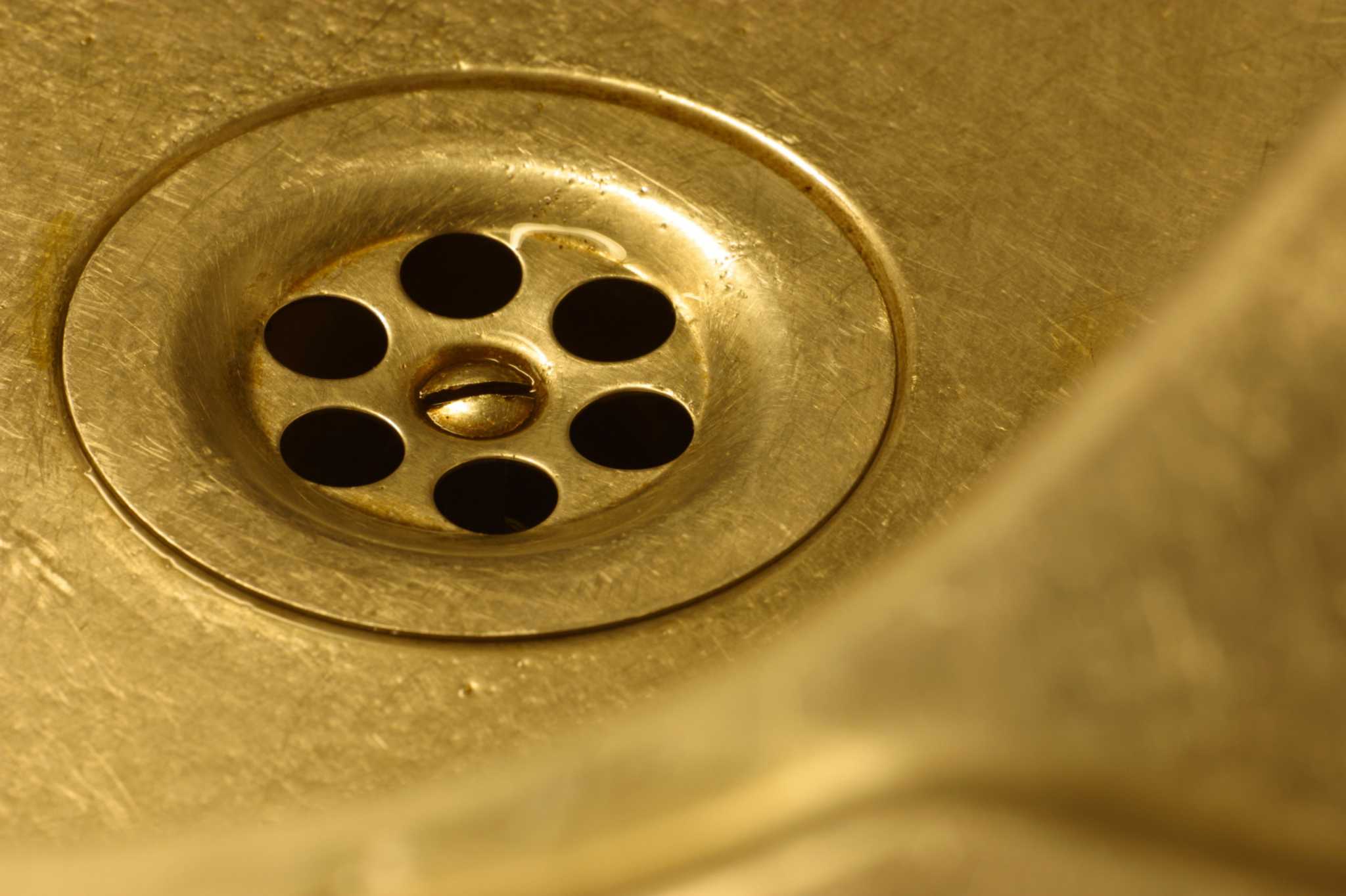 How to Fix a Leak in a Kitchen Sink Flange