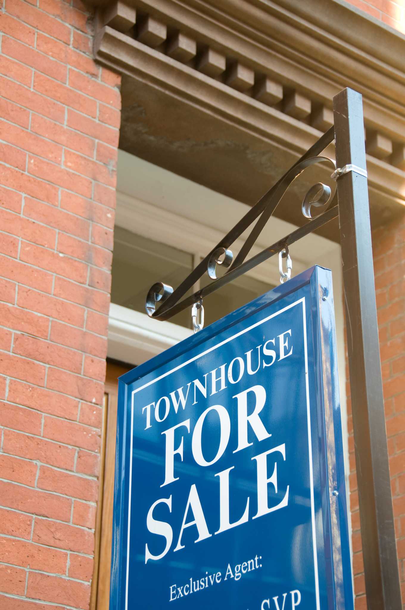 Will a Townhome Qualify for FHA?