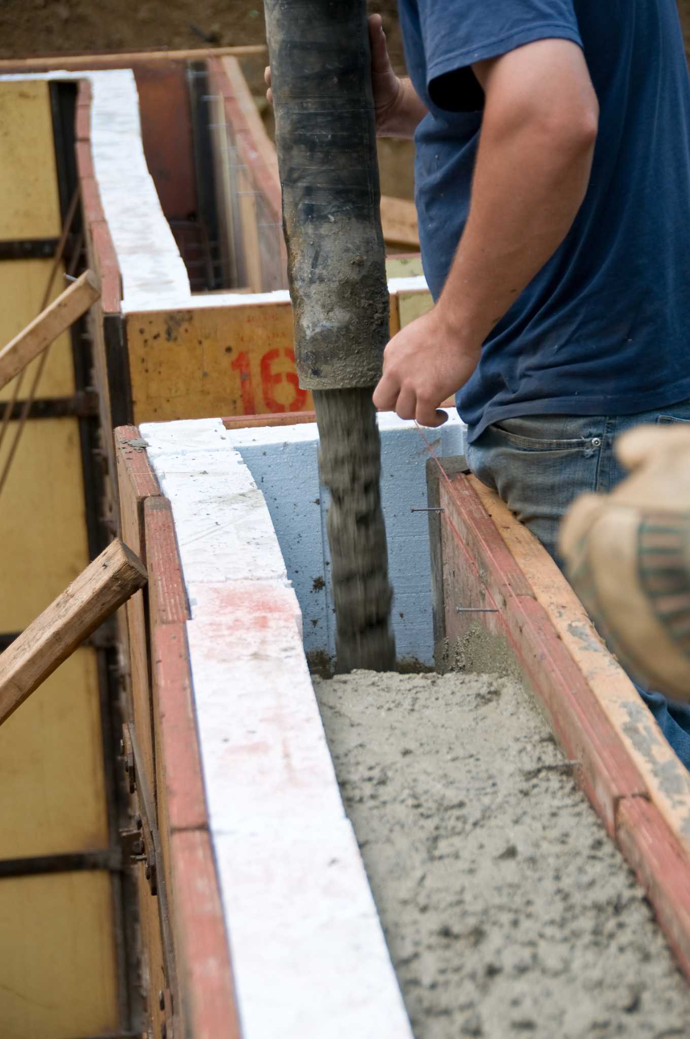 How to Remove Foundation Vents