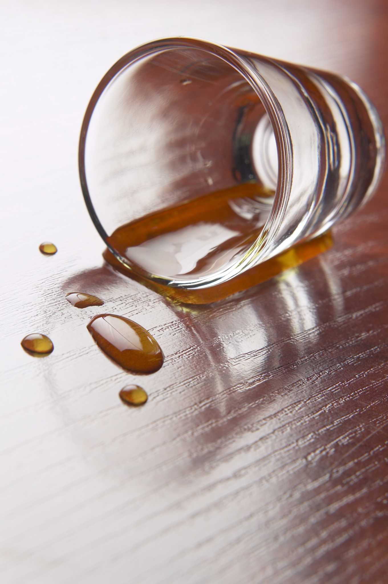 Can Odorless Polyurethane Be Used for Wood Tabletops?