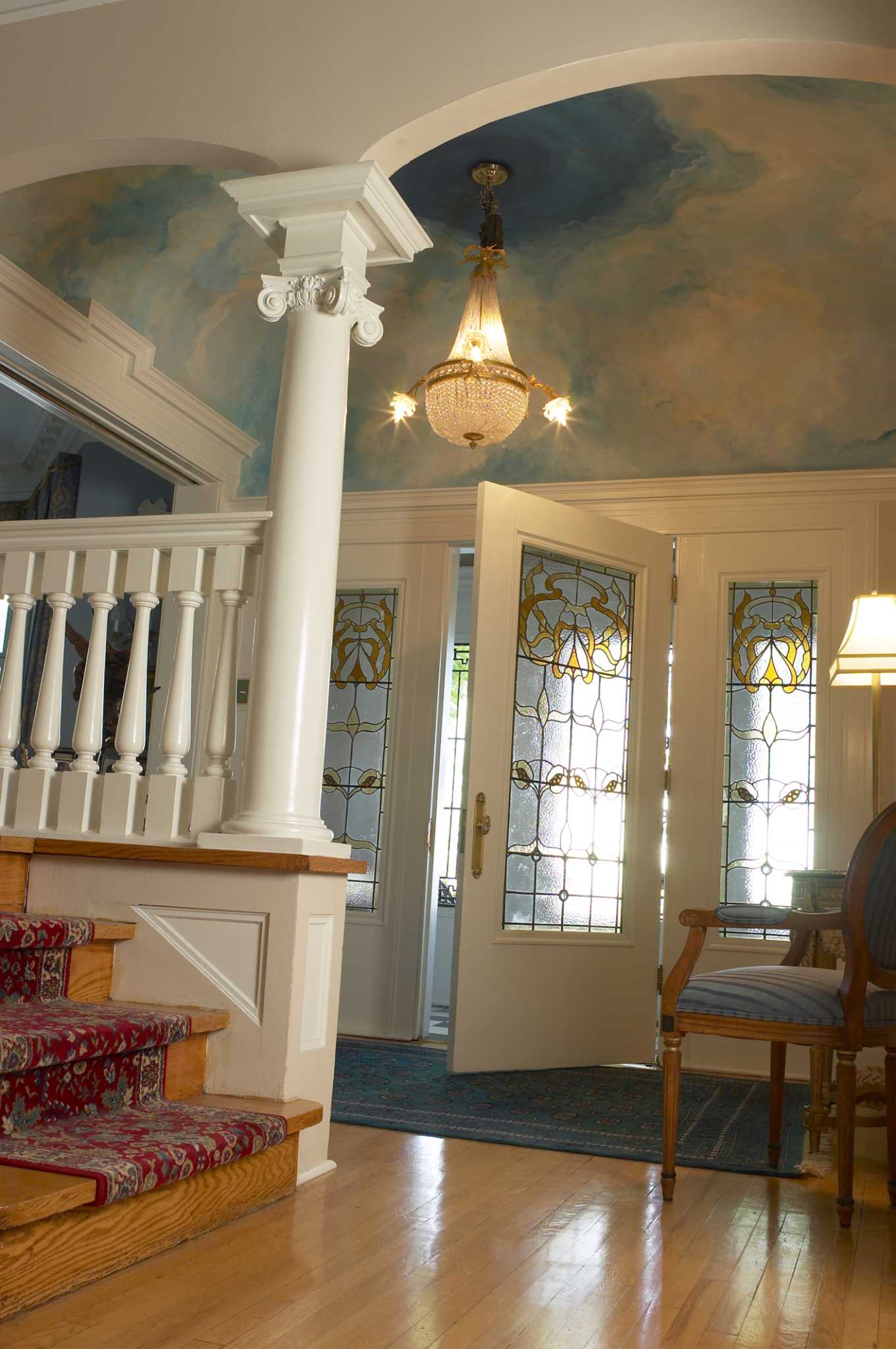 How to Paint Clouds on a Ceiling Fast and Easily