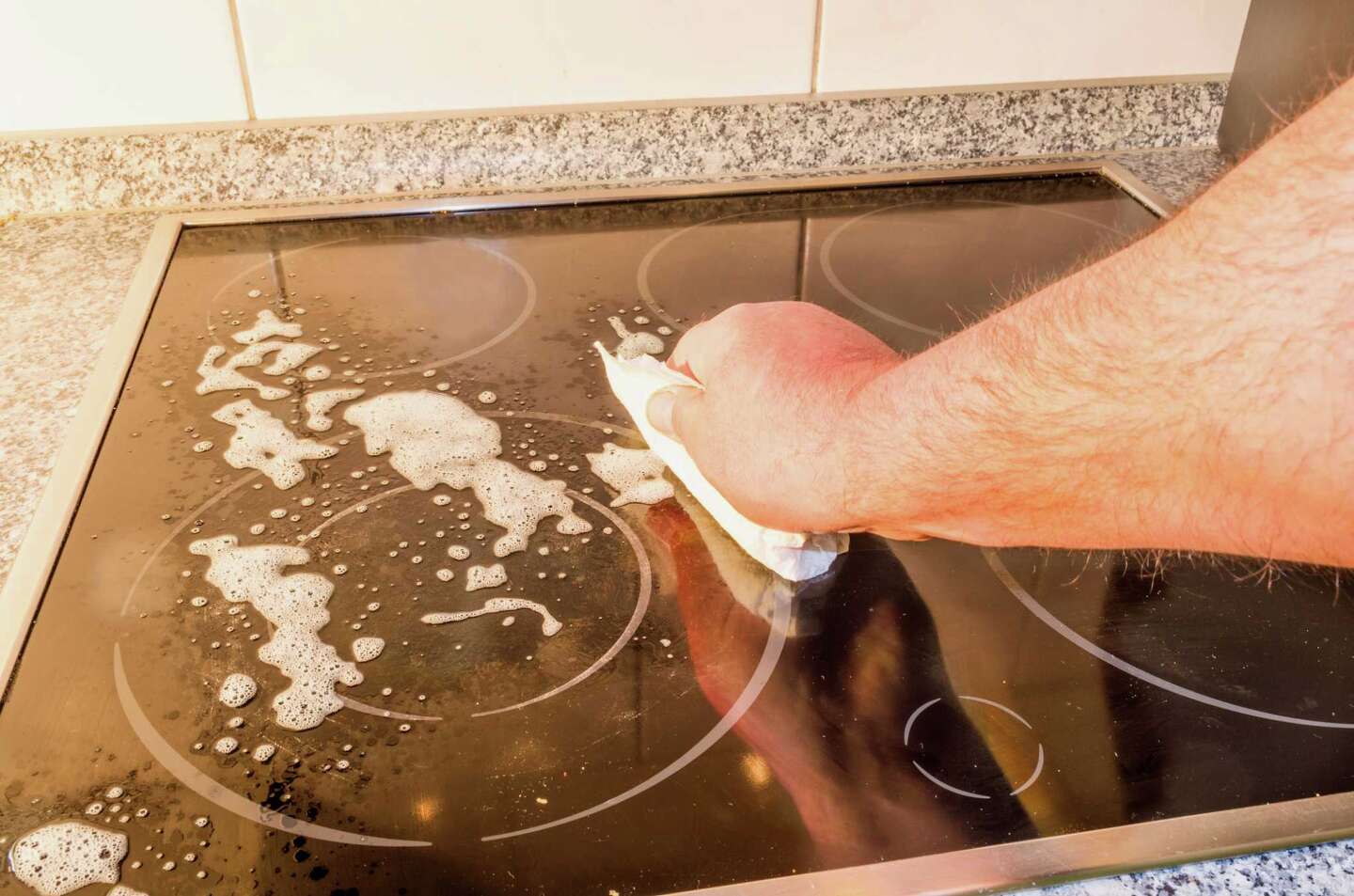 Can Revere Ware Be Used on GlassTop Stoves?