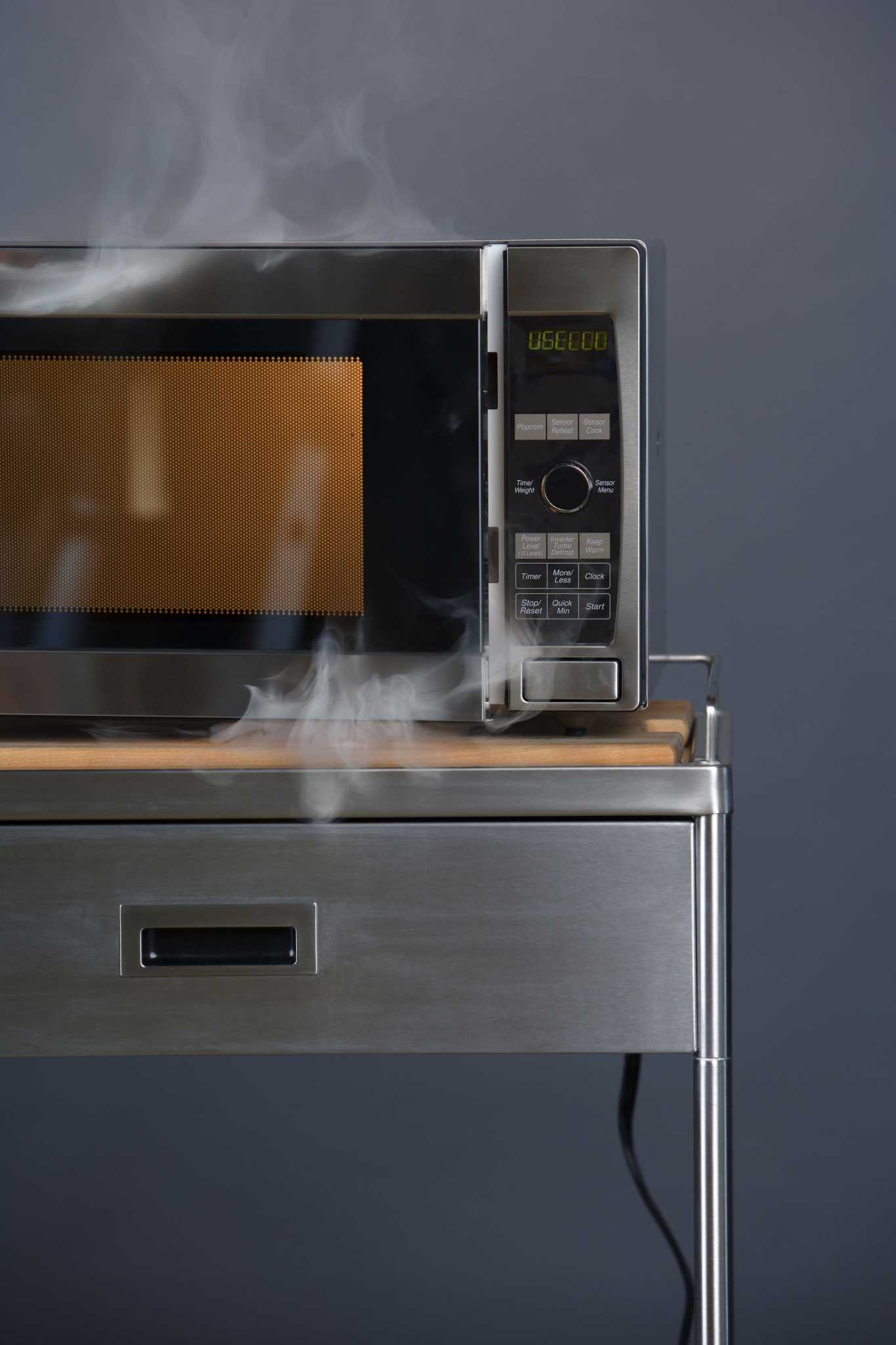 How to Make a Microwave Smell Better