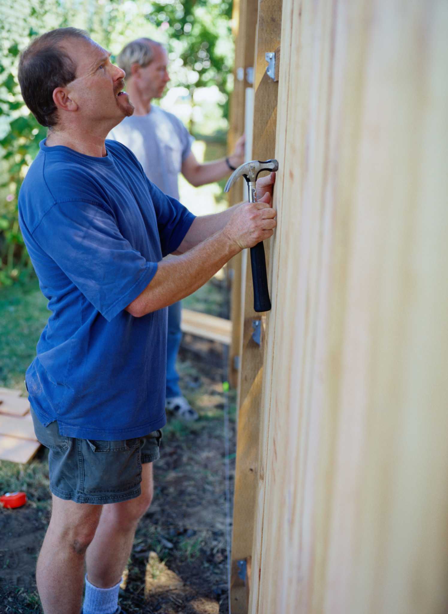 What Hammer Do I Use To Build A Fence   RawImage 