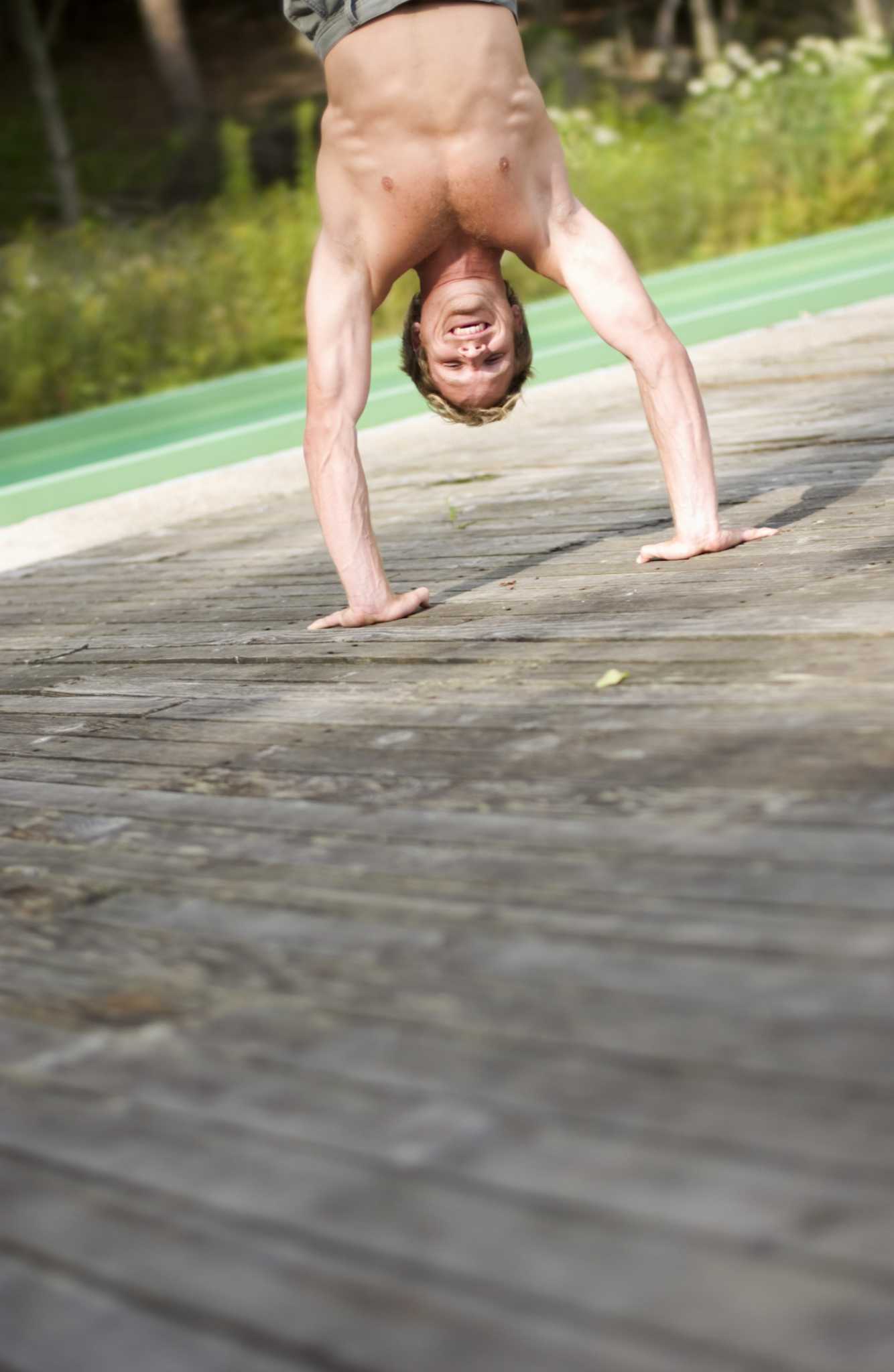 Handstand Push Ups: Why They Rock (And How to Start Doing Them)