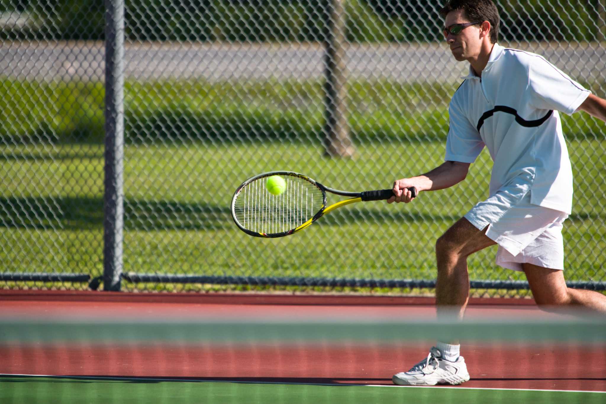 How to Keep the Ball Inside the Lines on the Tennis Court