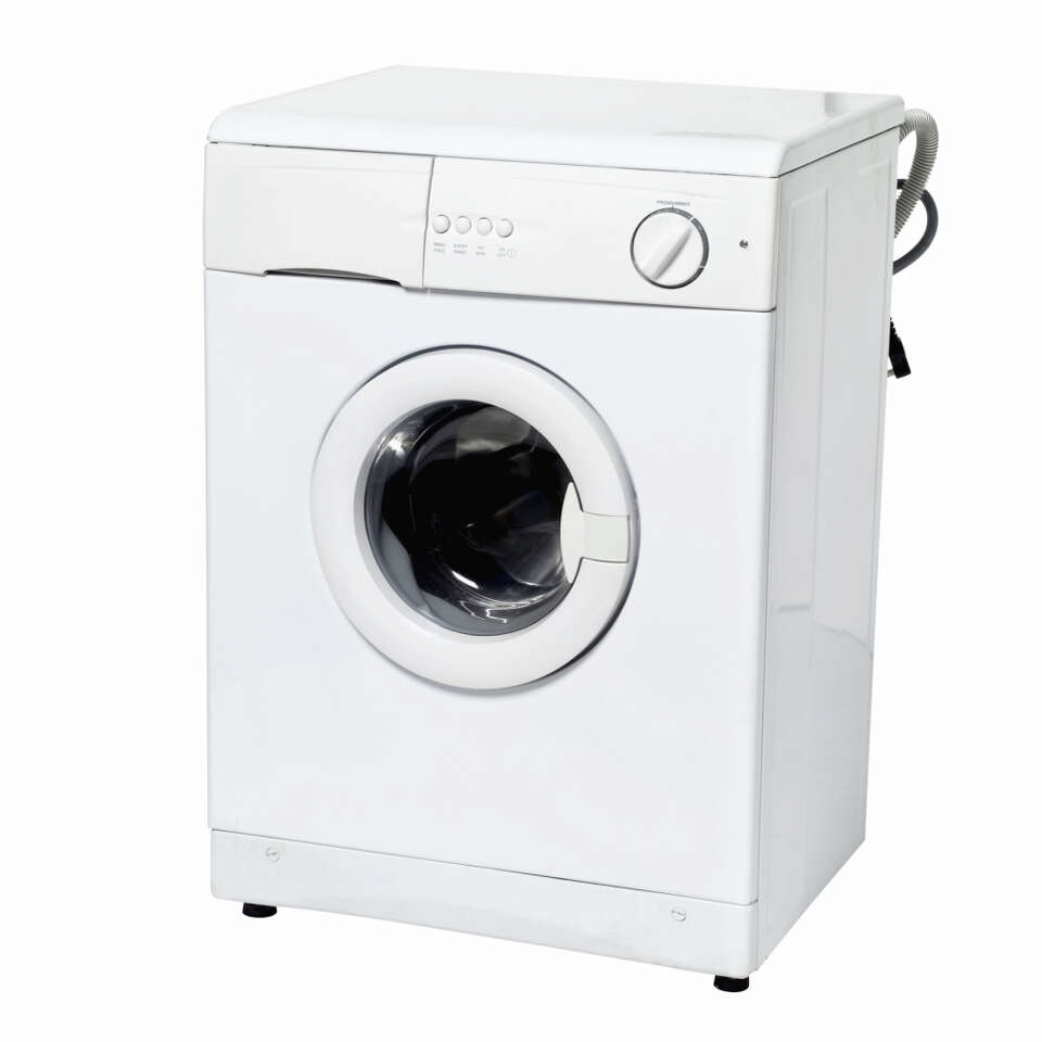 How to Remove Packing Bolts From Washing Machines