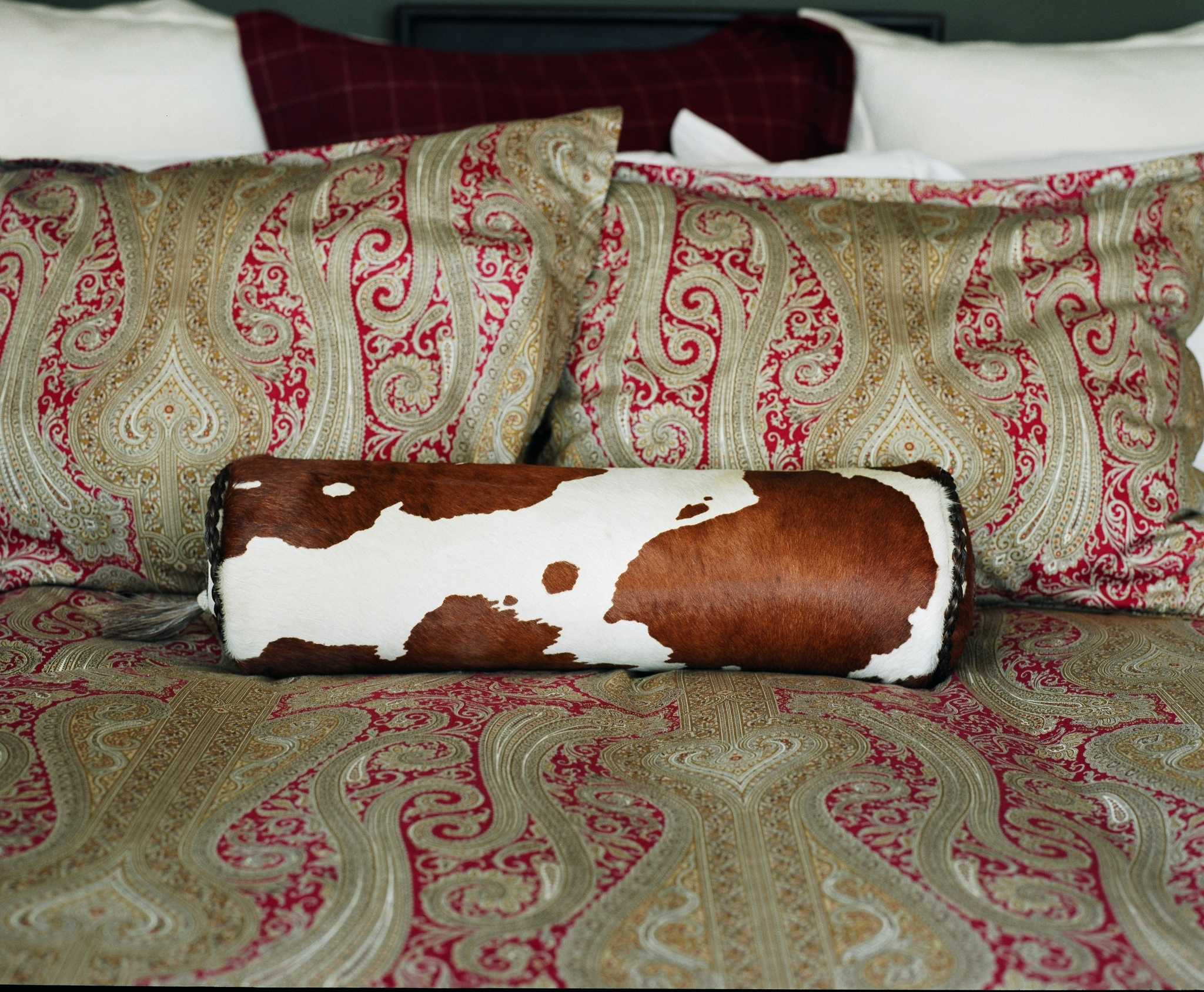 How to Disassemble a Murphy Bed