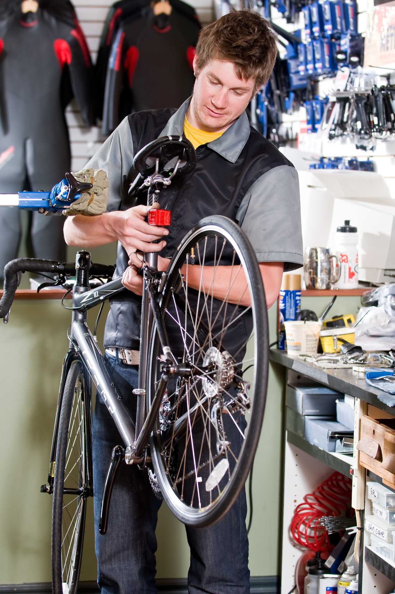 How to Install a Bicycle Saddle Seat