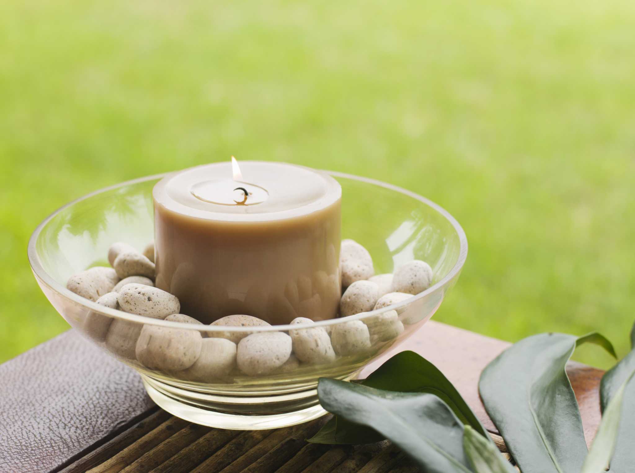 How to Heat Seal Fabric After Cutting With Scissors