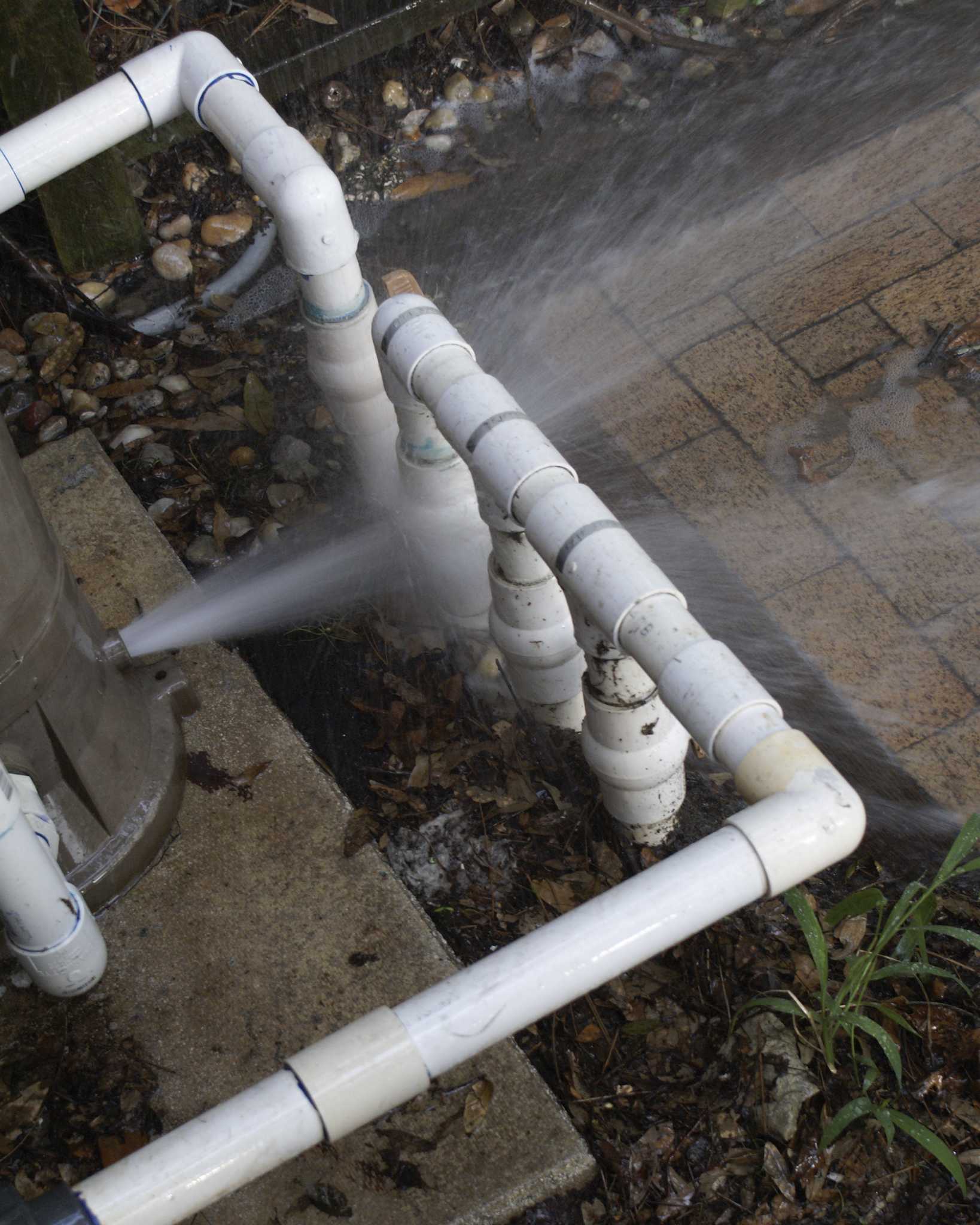 How to Install a Swimming Pool Diverter Valve