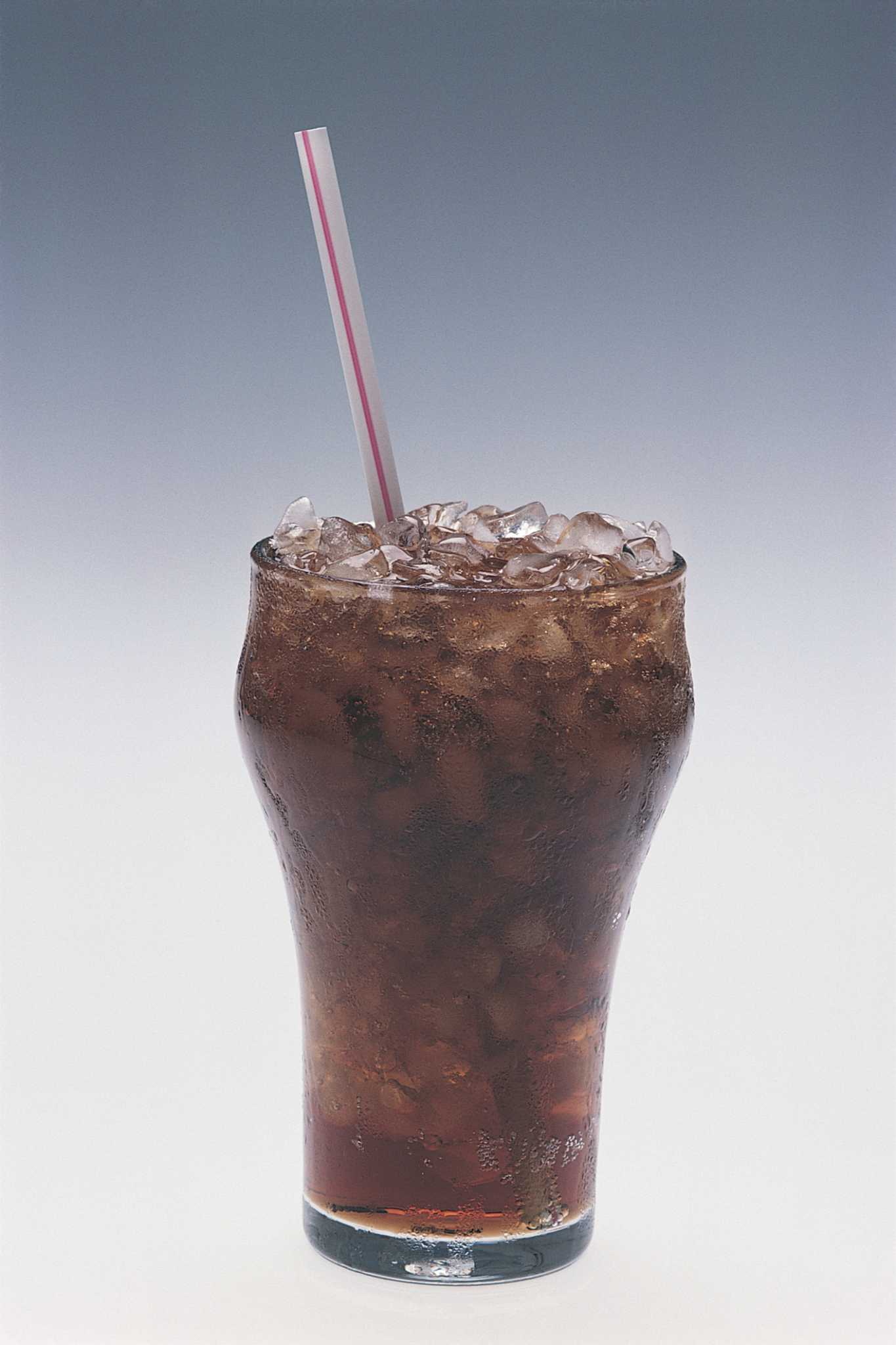 risks-of-drinking-diet-soda-every-day