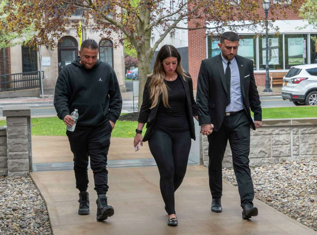 Jury selection in Schoharie limo crash case begins