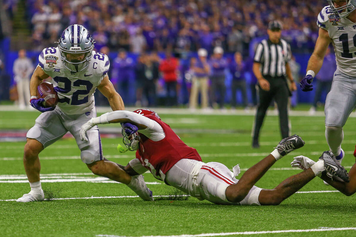 Dallas Cowboys select running back Deuce Vaughn with No. 212 pick