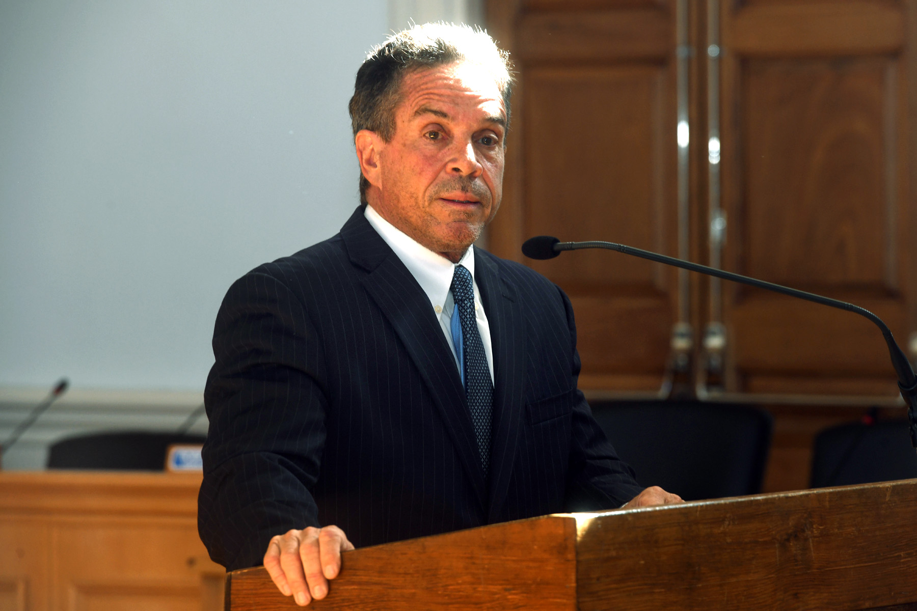 Milford gets reassurance from CT governor on state funding for schools