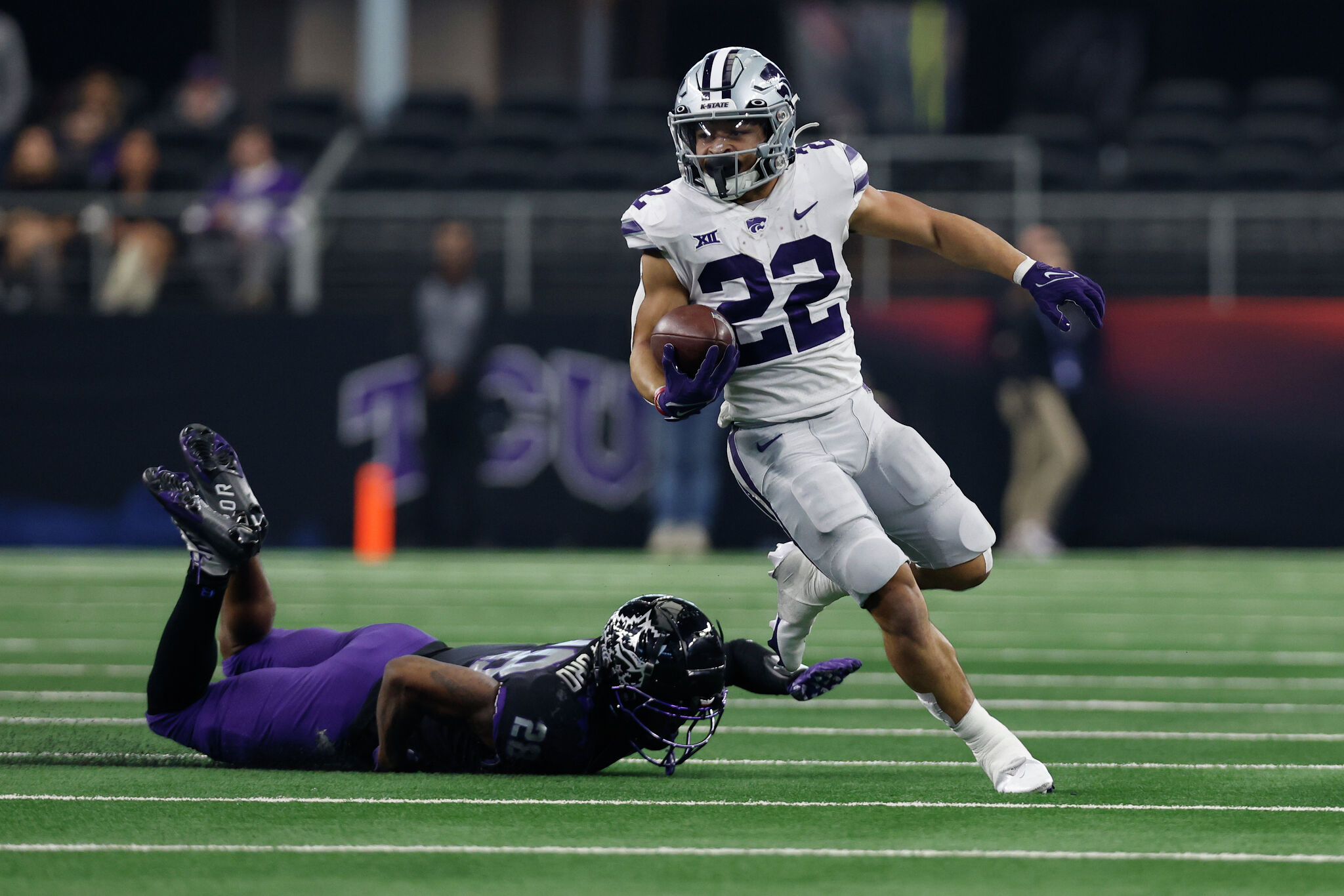 Cowboys select K-State star running back Deuce Vaughn