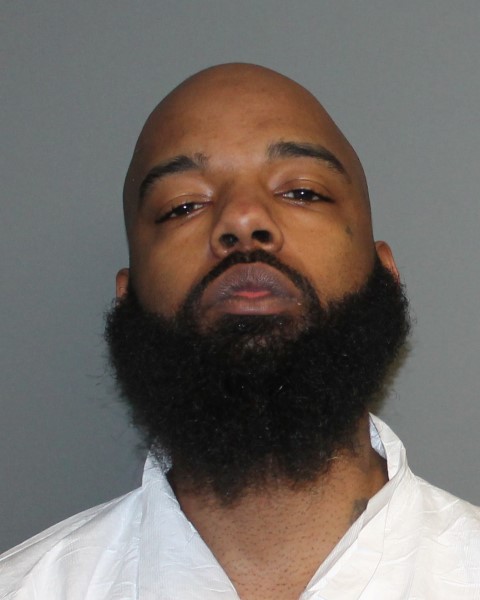 Police: Armed Bridgeport man jumped into river to evade officers - Vimarsana News