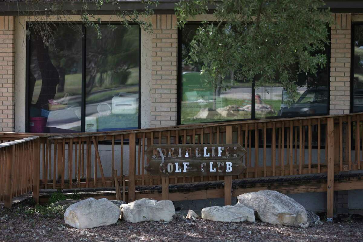 Rezoning request to allow housing at closed Schertz golf course fails
