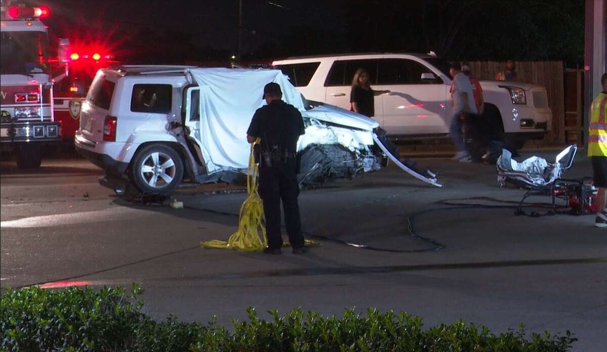 Car Making U Turn T Boned In Houston Crash 2 Dead 8513