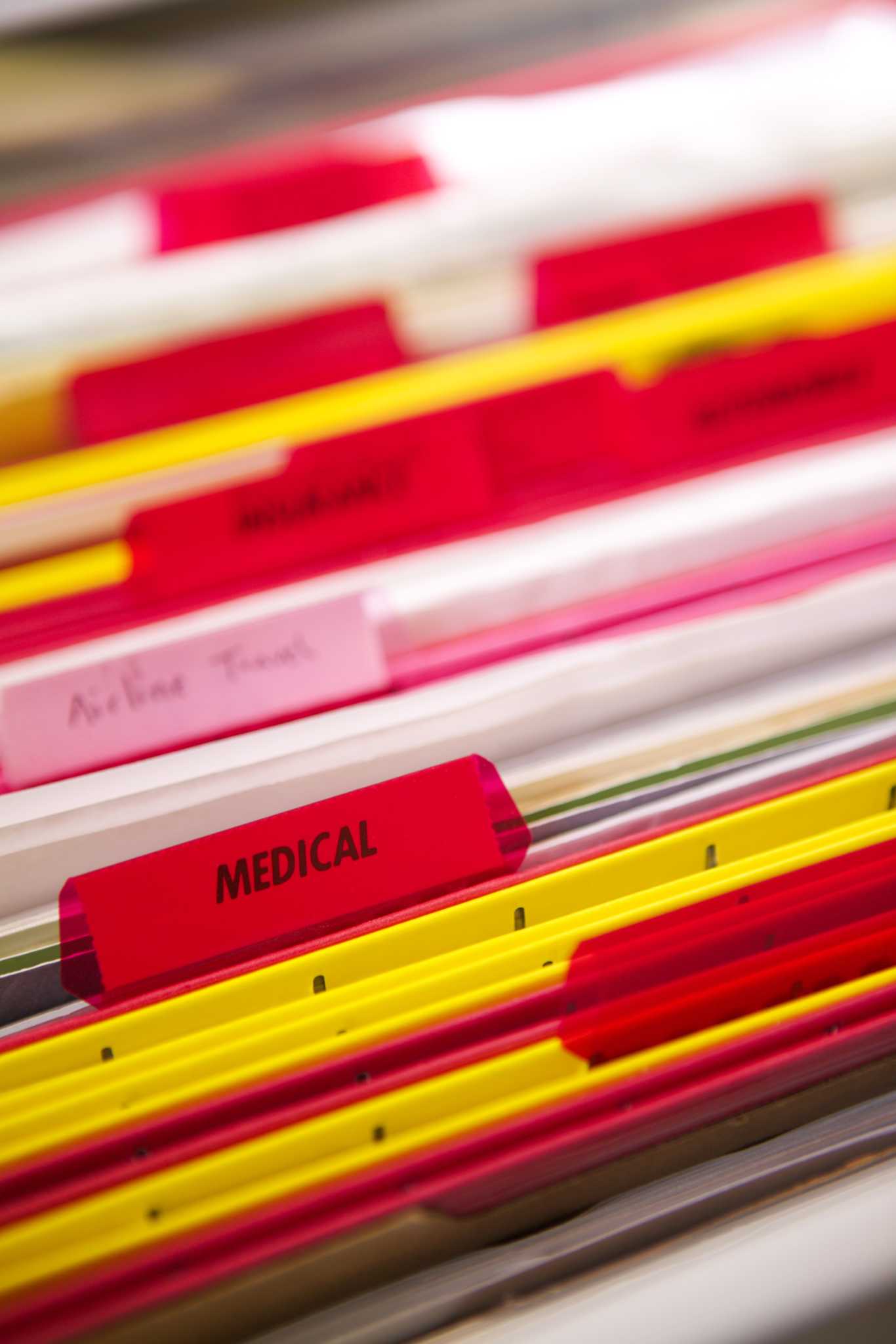 How to Recycle File Folders