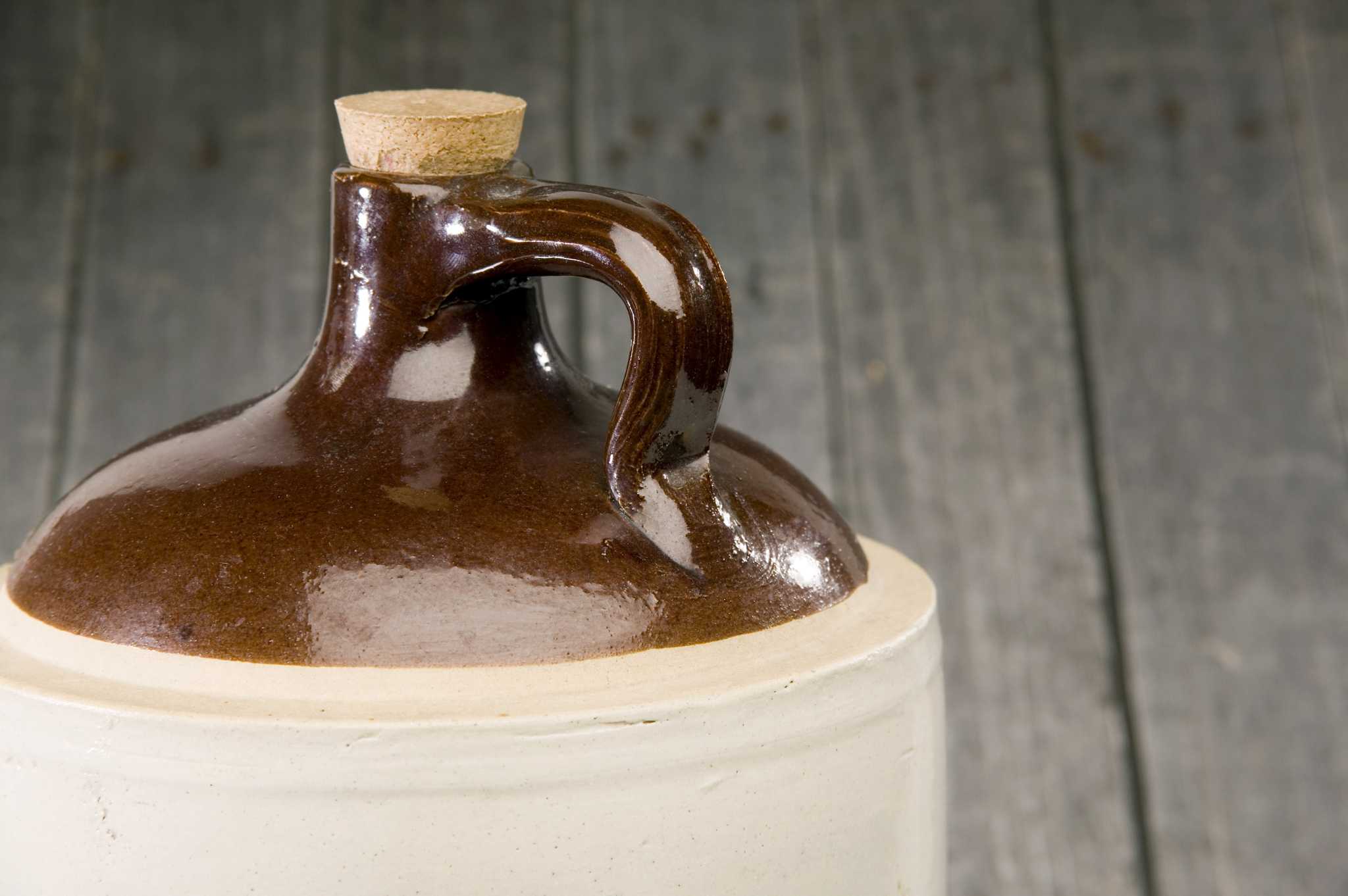 Reproduction 1/2 gallon pottery pitcher (stoneware, redware