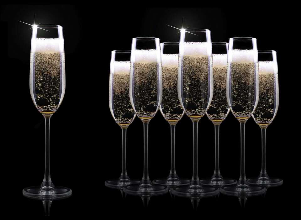 How to Identify Stemware Size and Shape
