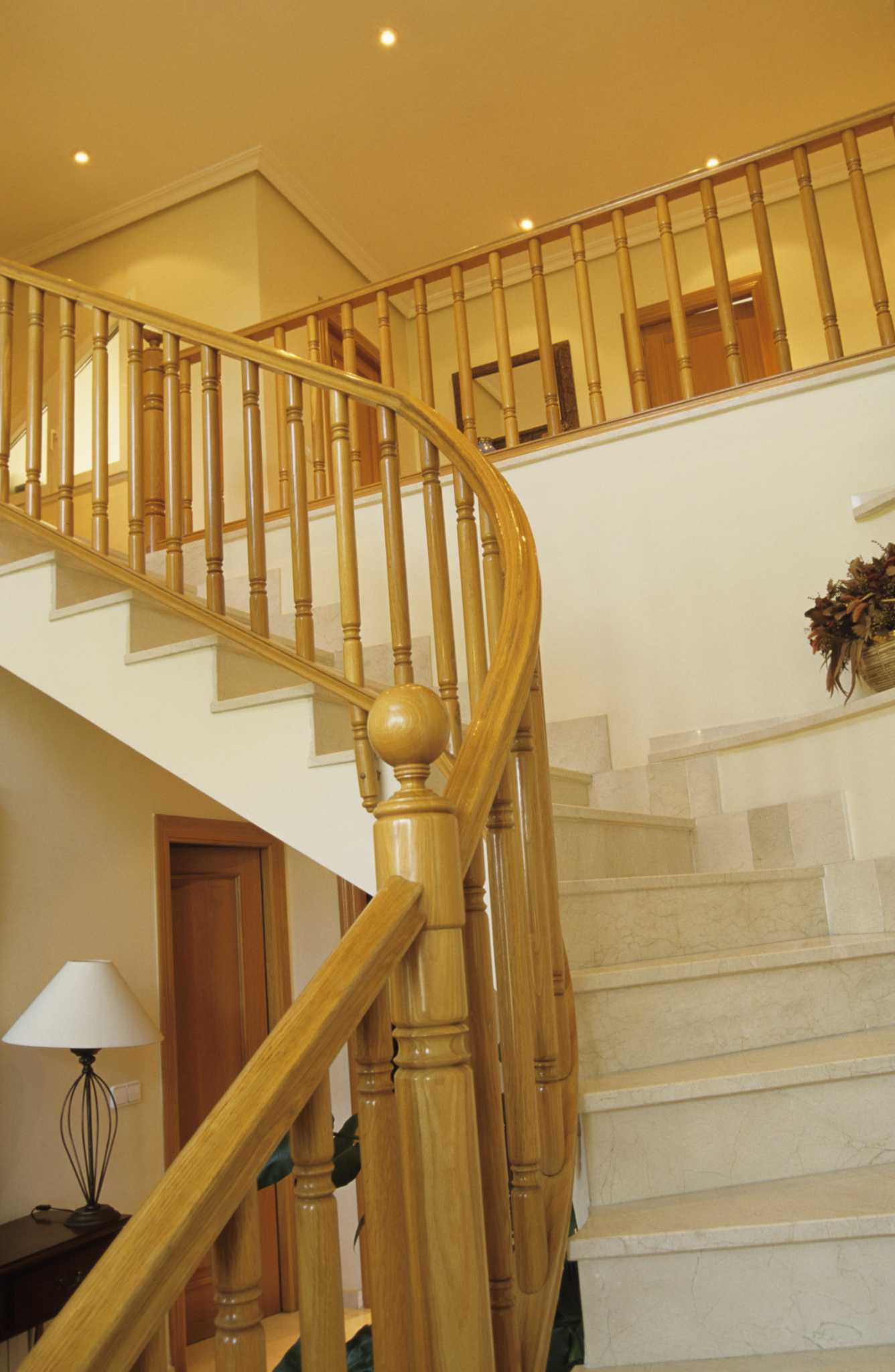 How to Convert a Chain-Link Fence to a Wooden Fence