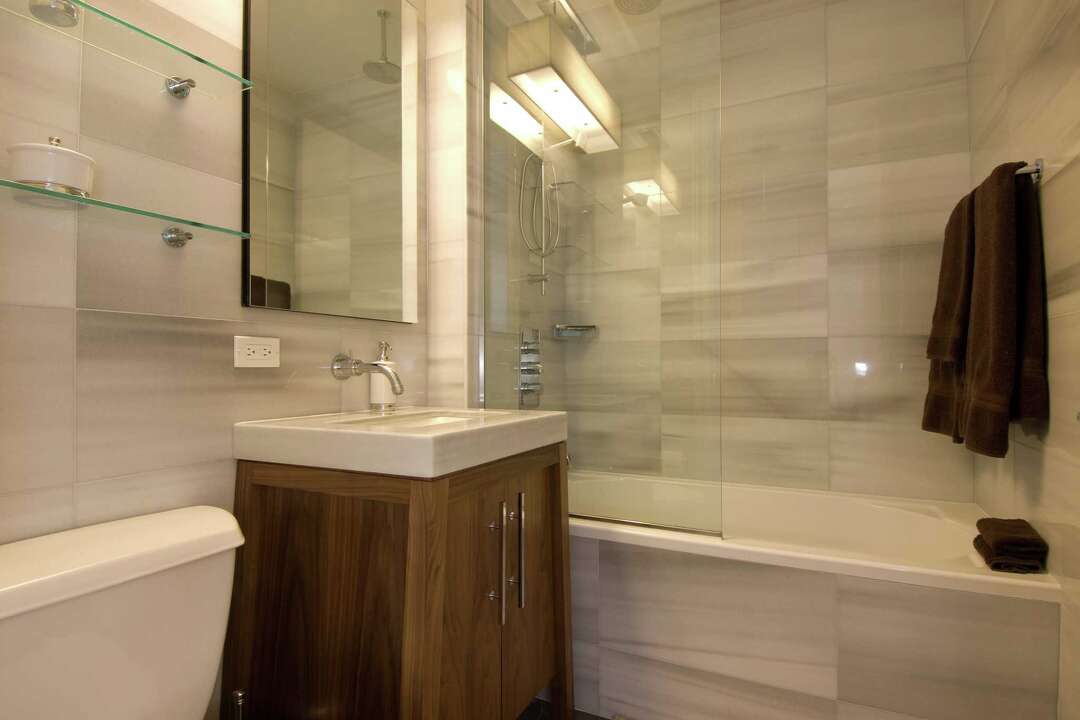 How to Install a Glass Shower Splash Guard