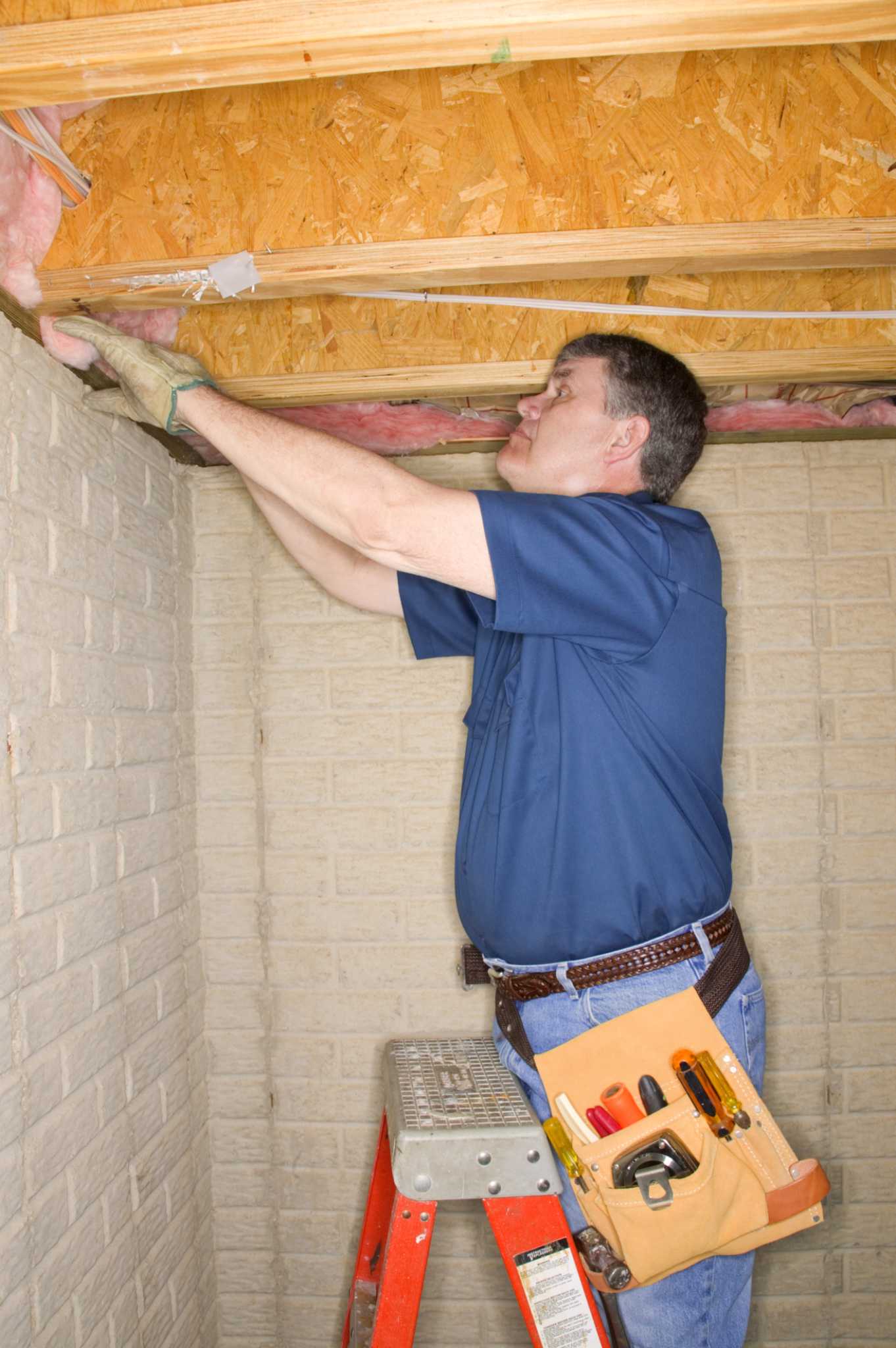 How to Insulate a Cantilever Overhang