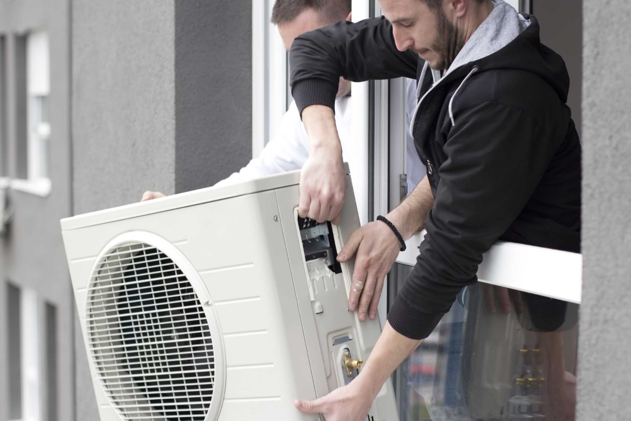 How to Install an Air Conditioner Into Horizontal Windows