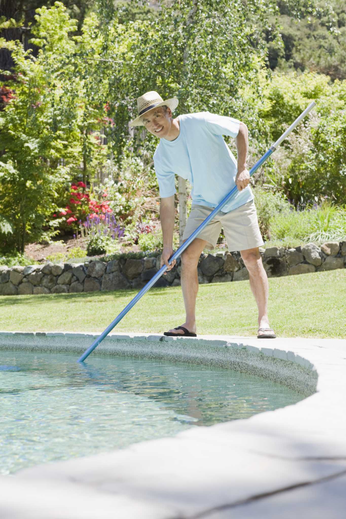 How Many Hours Should a Swimming Pool Pump Run?