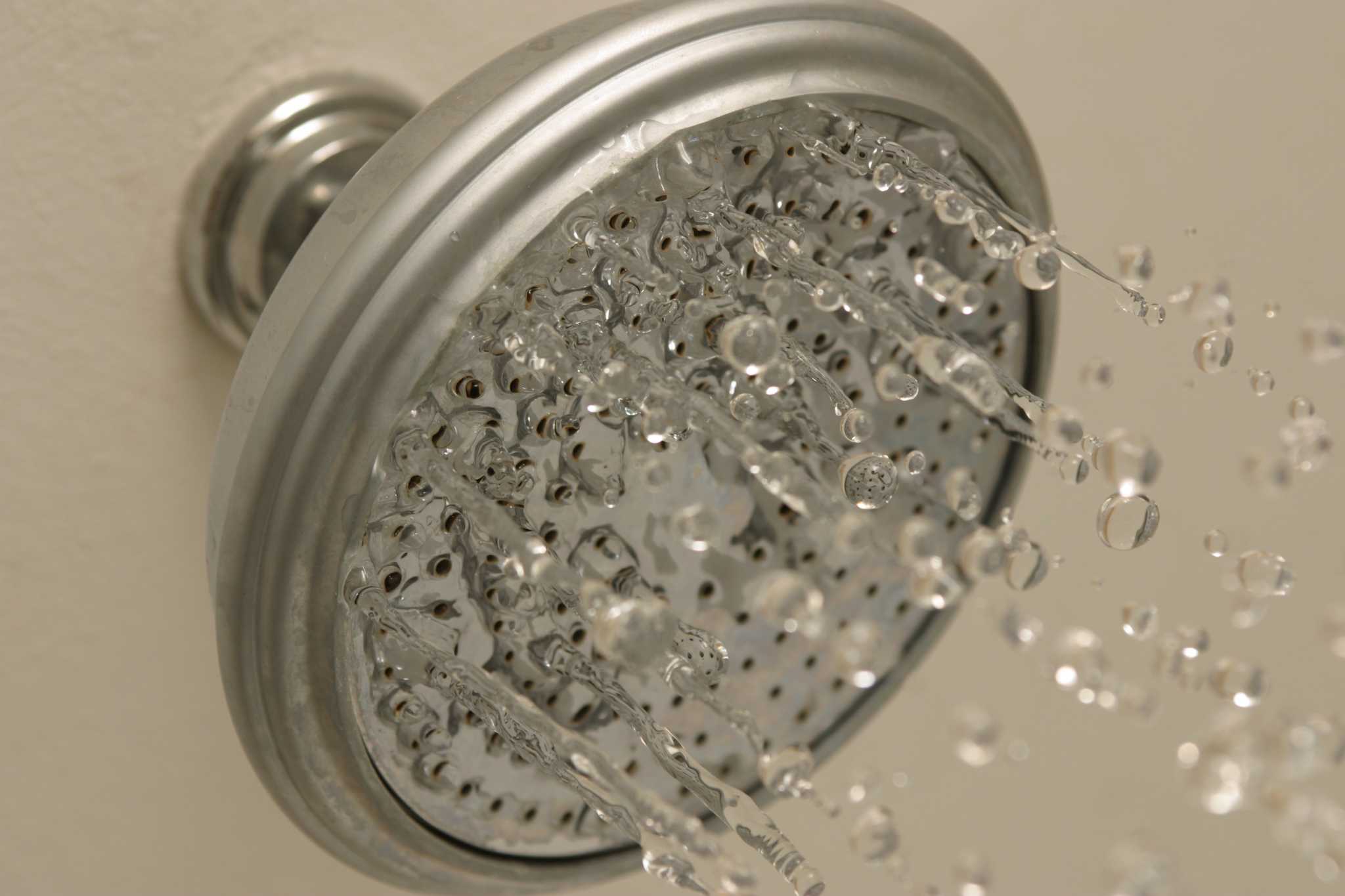How to Replace Seals & Springs in a Delta Shower Faucet