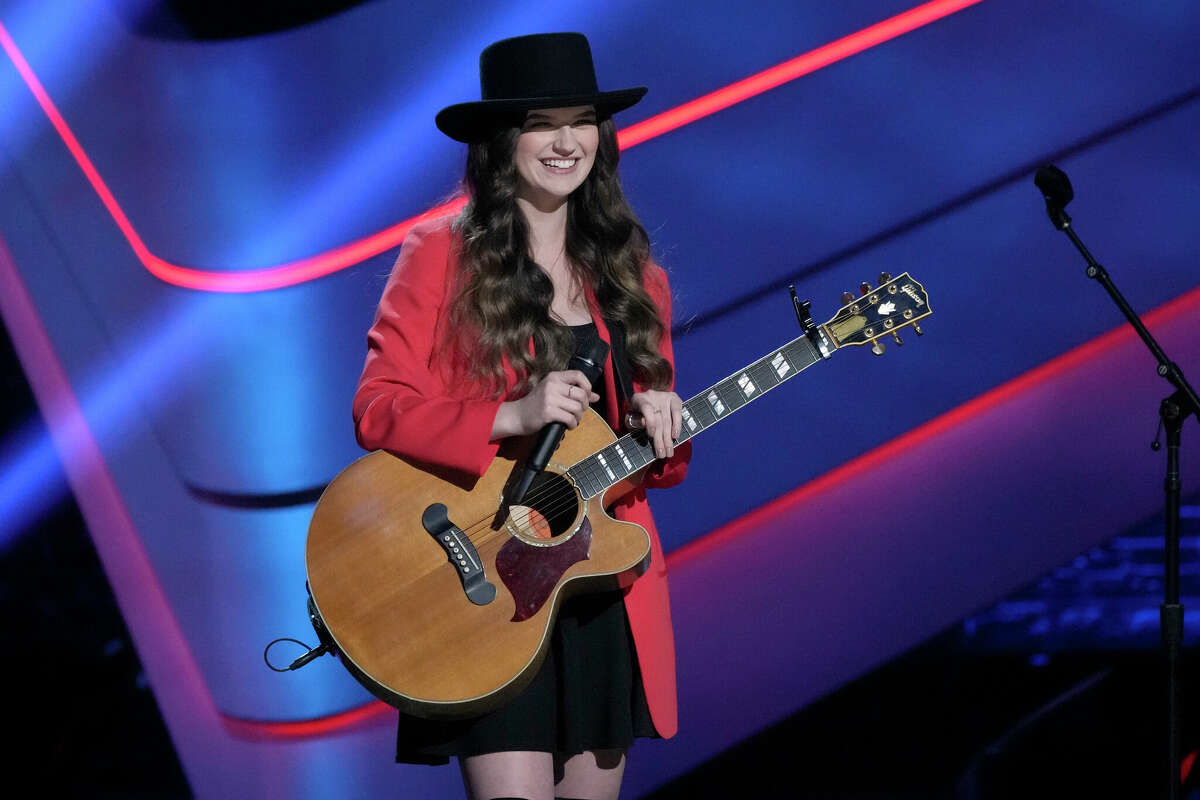 Michigan teen Grace West 'The Voice' semifinals on Team Blake Shelton