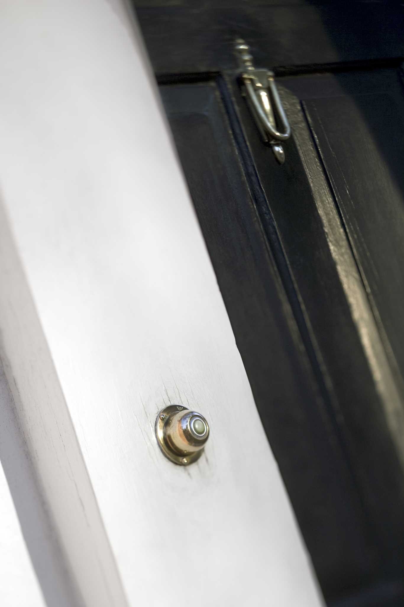 How to Install a Low Voltage Doorbell