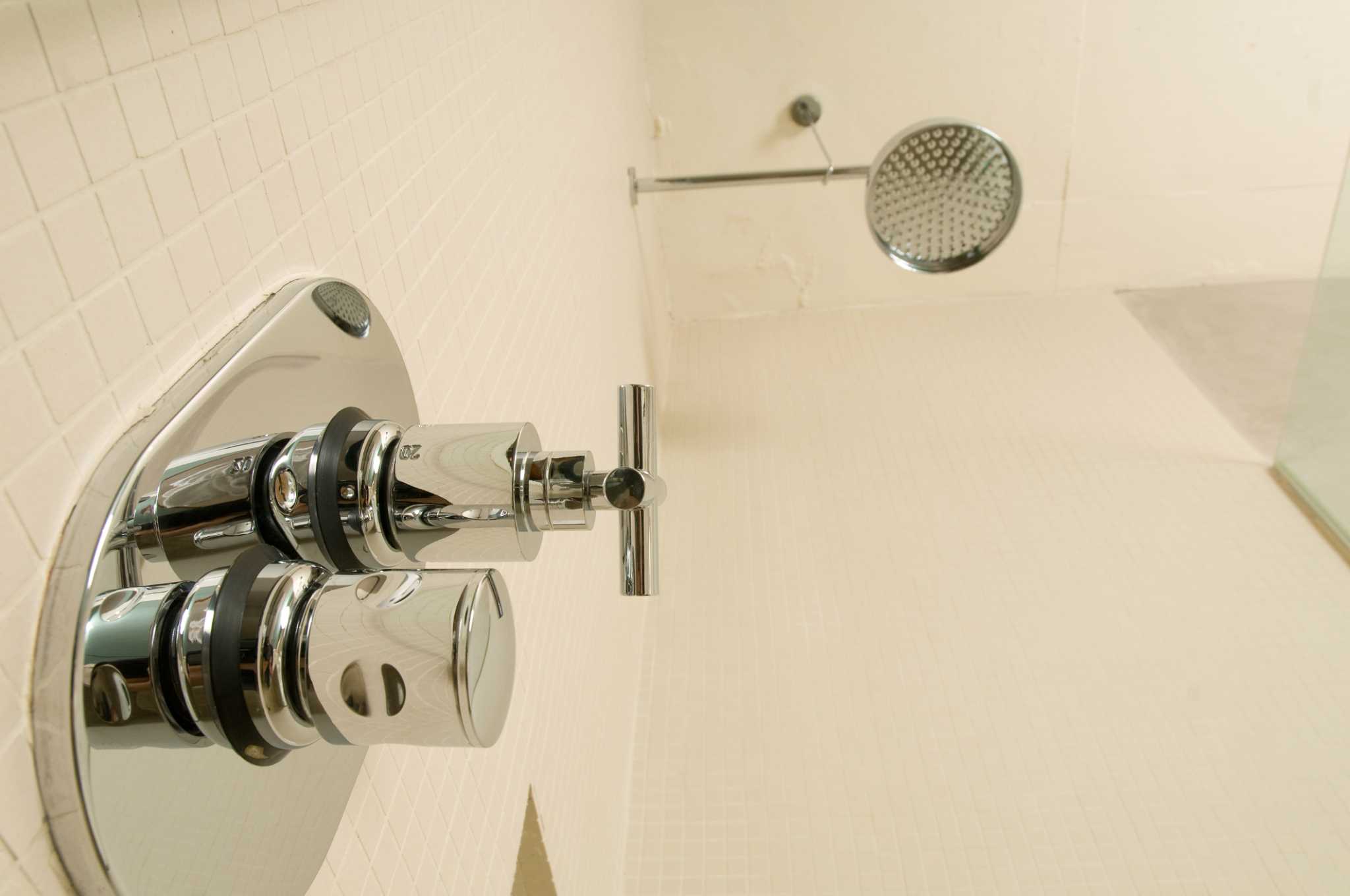 How to Install New Shower Faucets