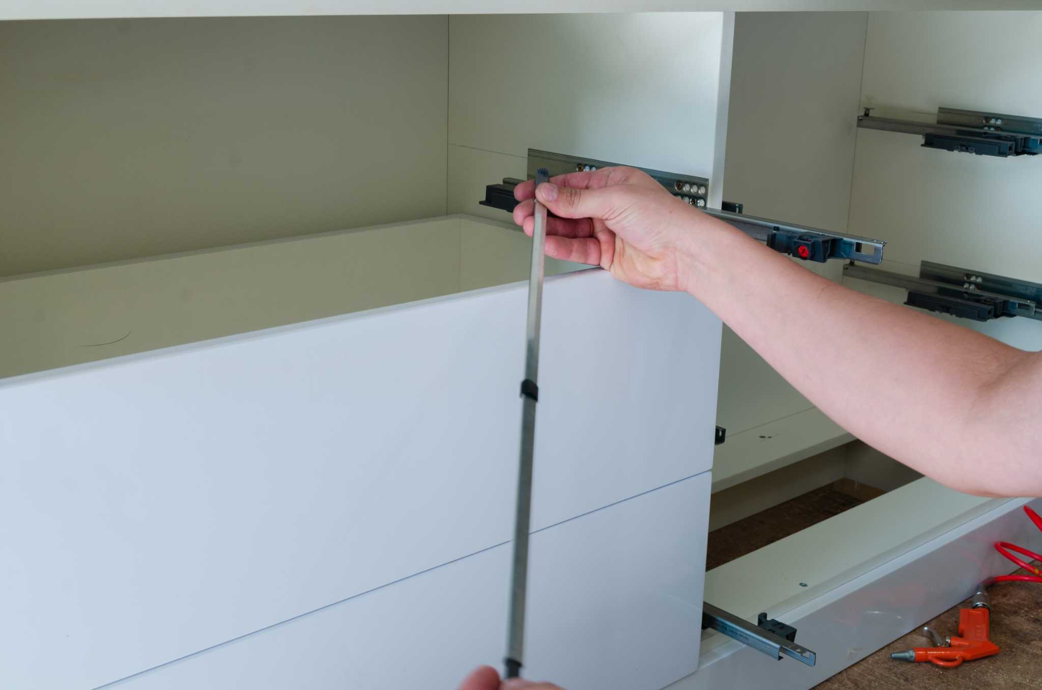 How to Repaint Cabinet Hinges