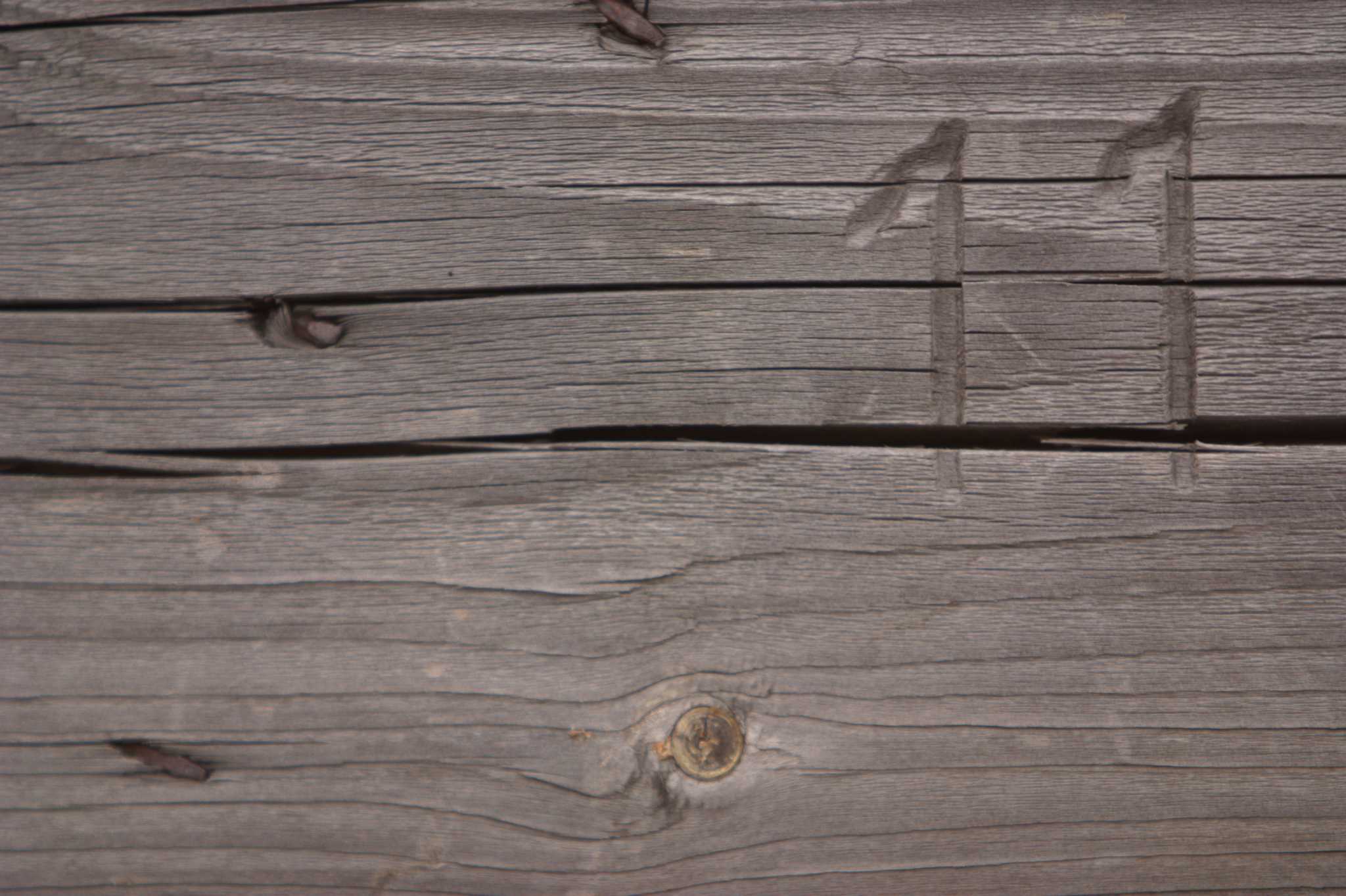 How to Repair Cracked MDF