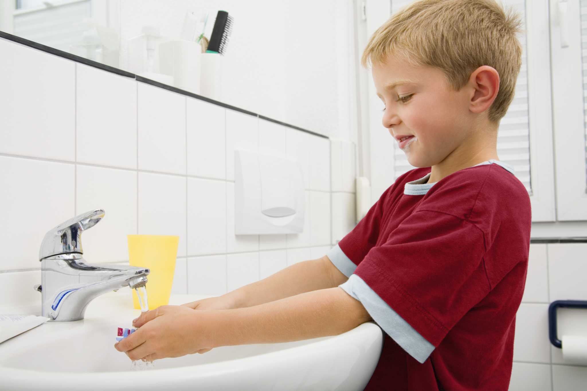 How to Make Your Faucets Shiny